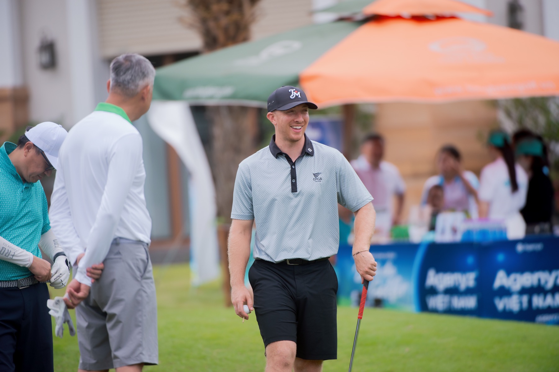 Golfer tại hoạt động có sự đồng hành của Agenyz